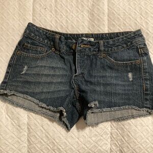 SO Jean shorts